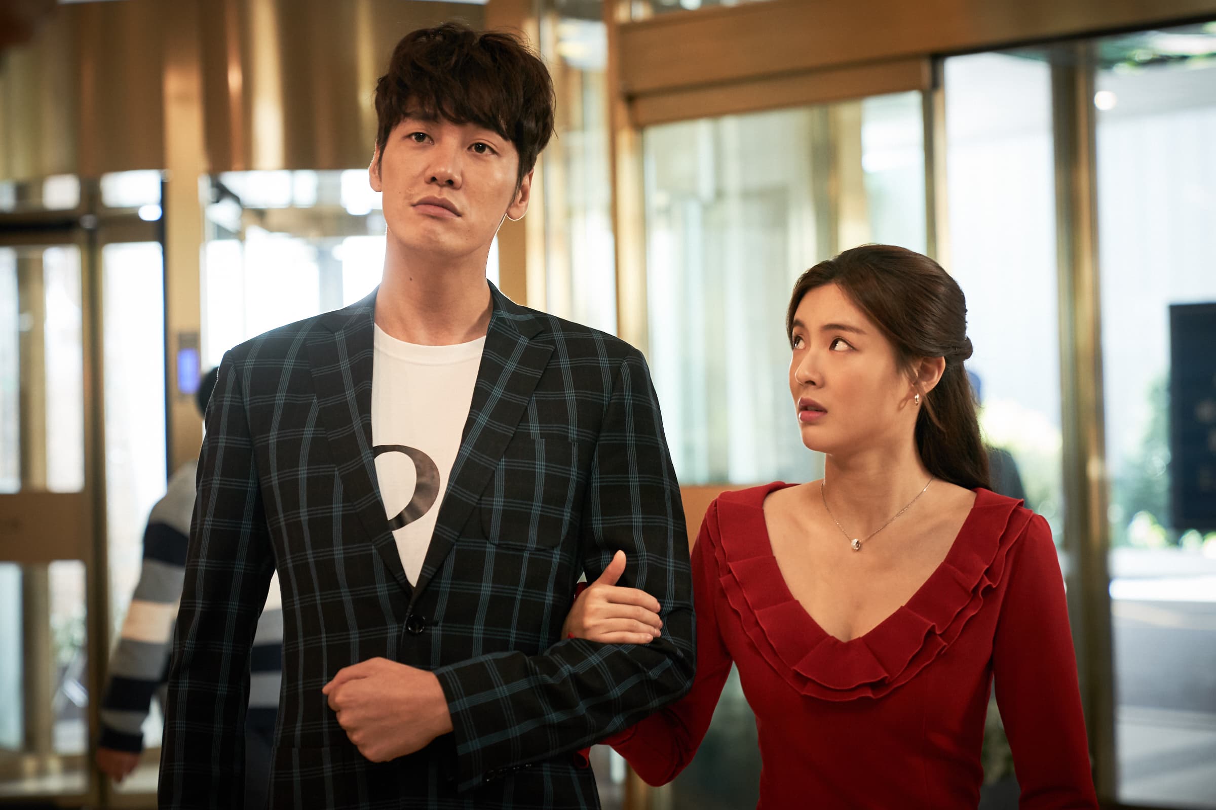 If you are inclined towards comedy category movies and enjoy those hilarious & refreshing laughs just go for it ✨