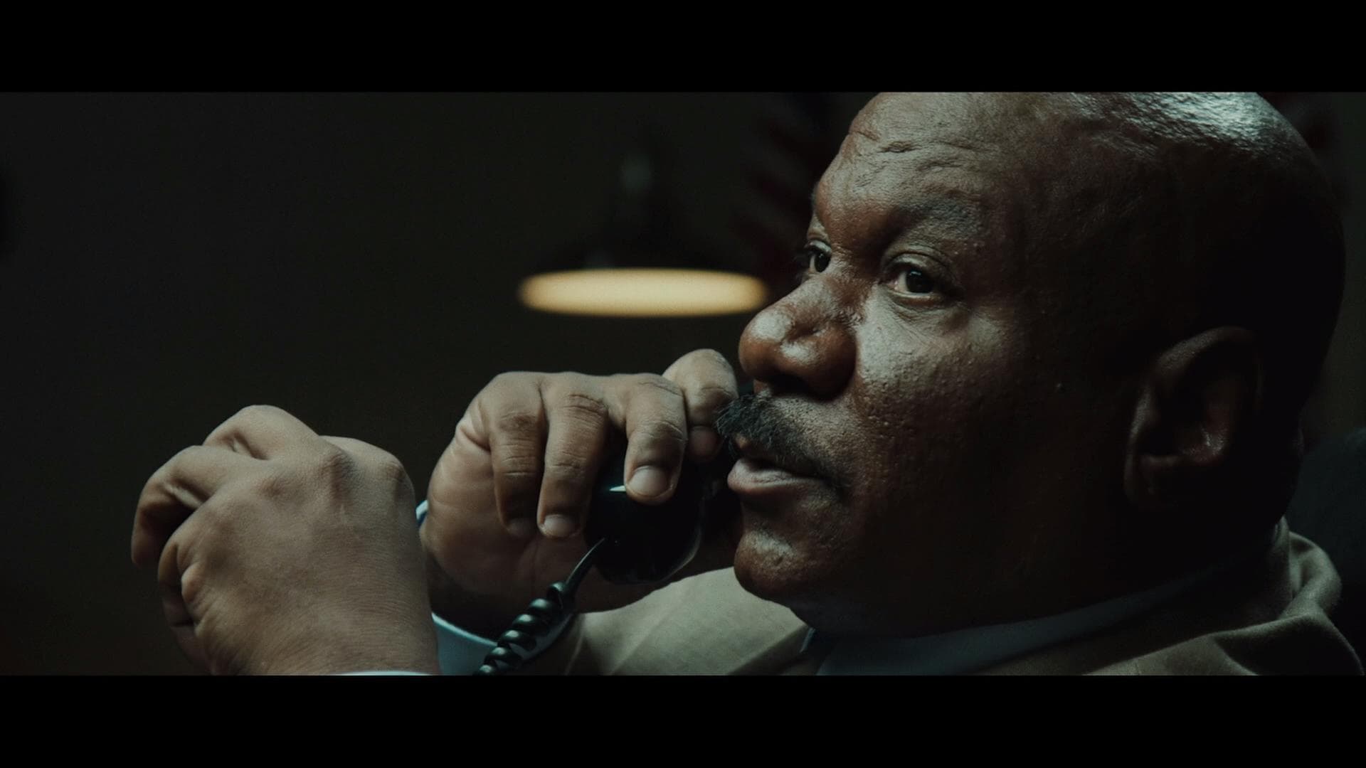 "911. What's your emergency?" Save me from this movie.