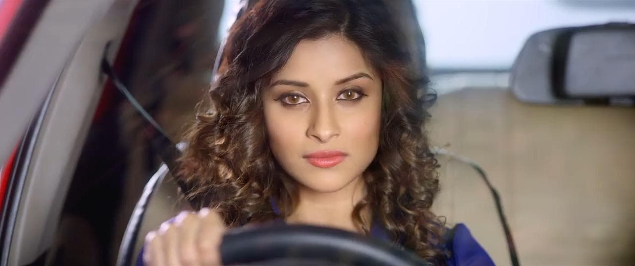 With this Hindi movie, now I understand why France doesn't screen Hindi movies (web)