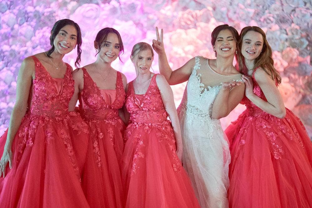 Rough start, but wonderfully warm male lead brings the romance.