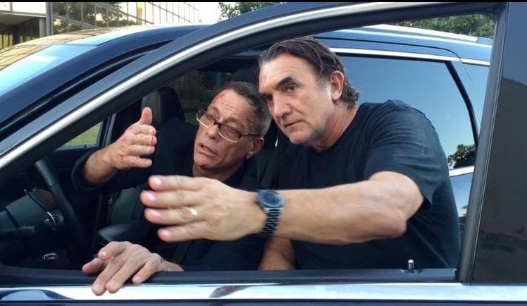 Please focus on the fights!