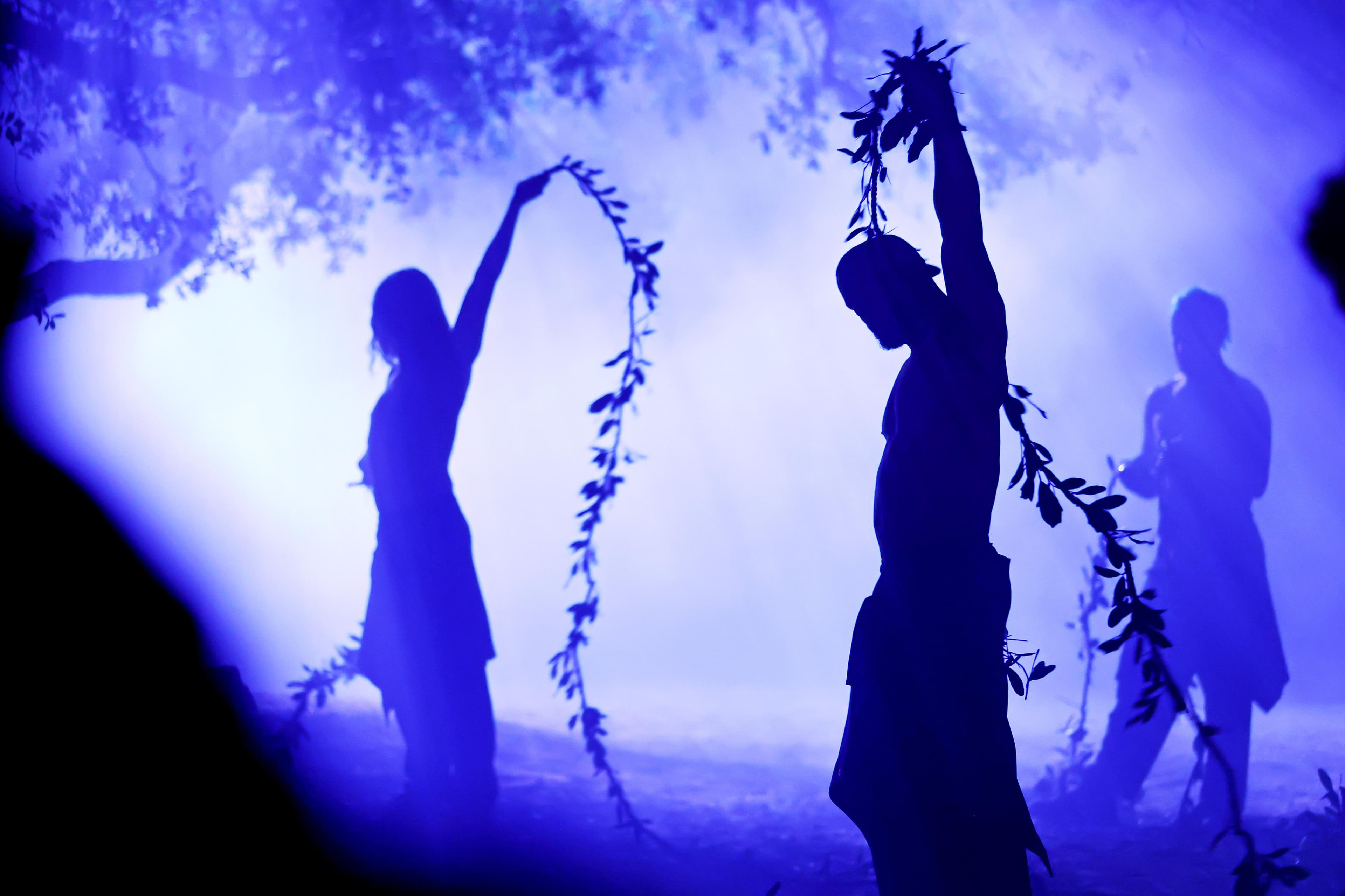 Rihanna ruined fashion shows for other venues, she turned it OUT!