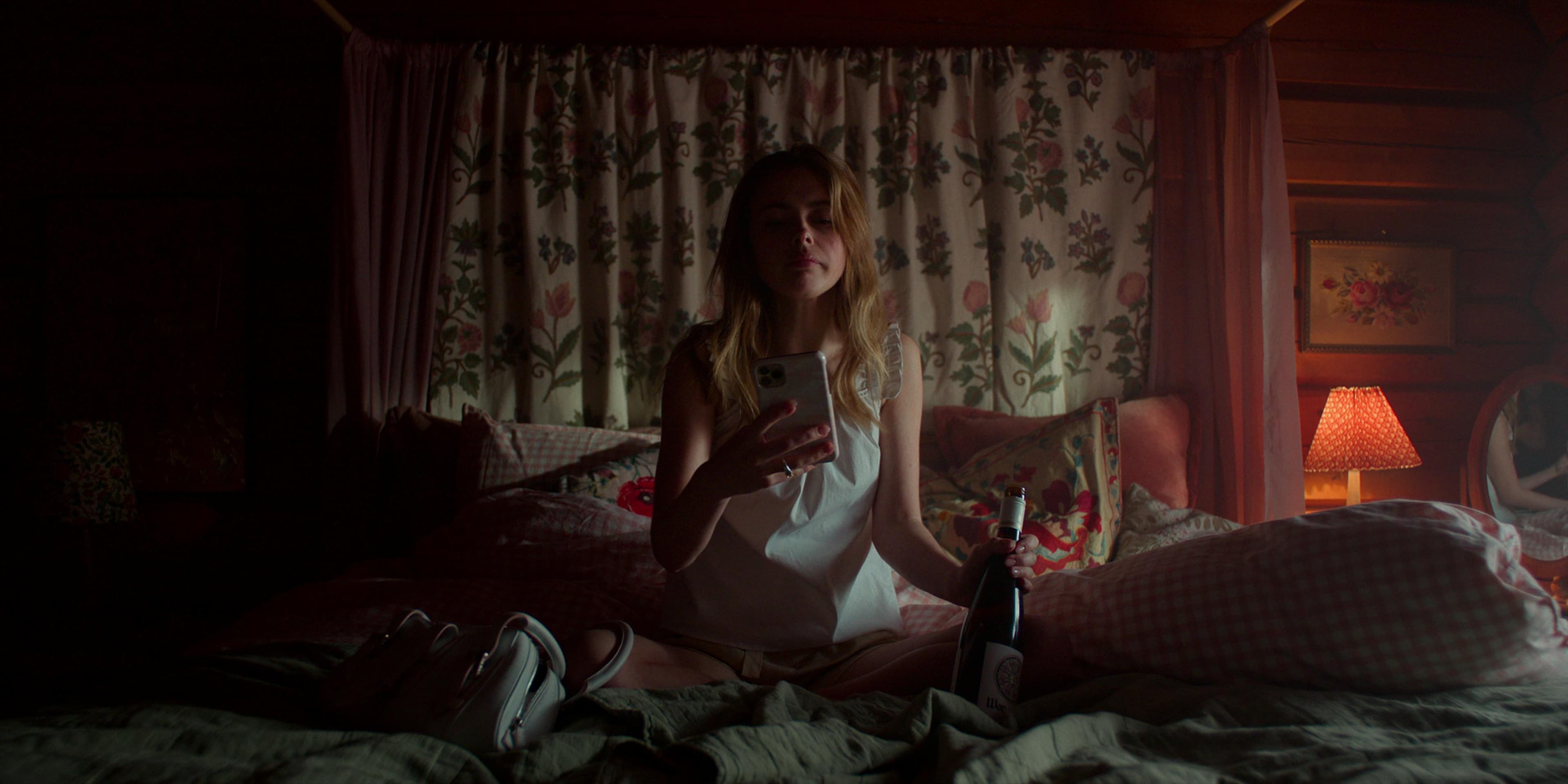 Beautiful Norwegian ski backdrop to this pointless film about a spoiled drug using looser of a royal.