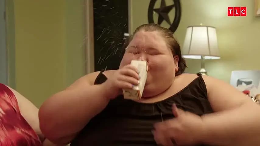 Trailer—1000-lb Sisters