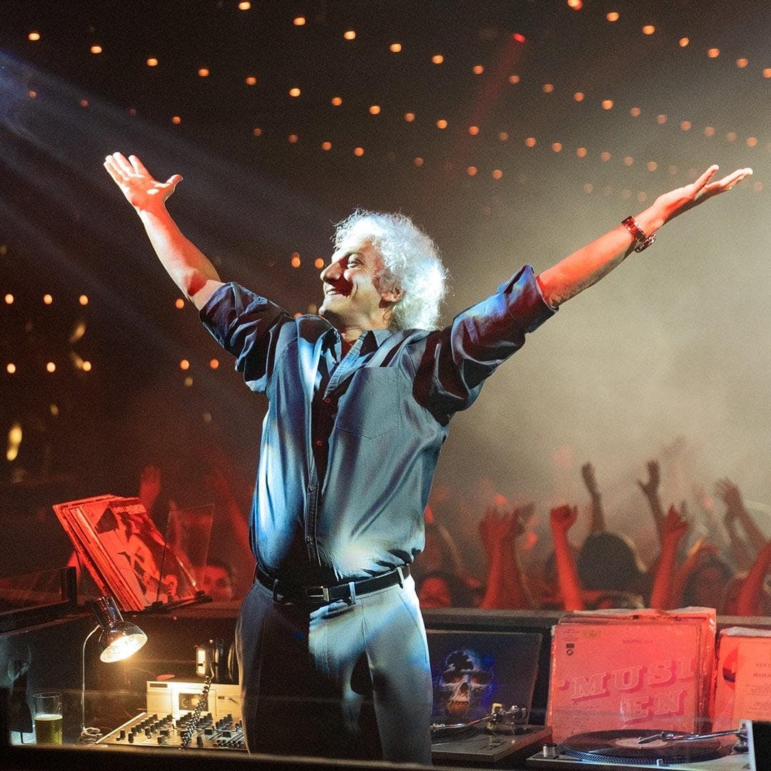 Coppola, the Agent-S1E1