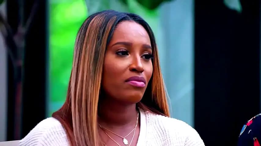 Trailer—Put a Ring on It