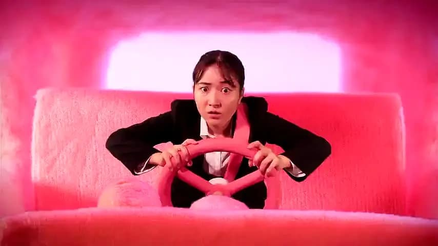 Trailer—Pui Pui Molcar