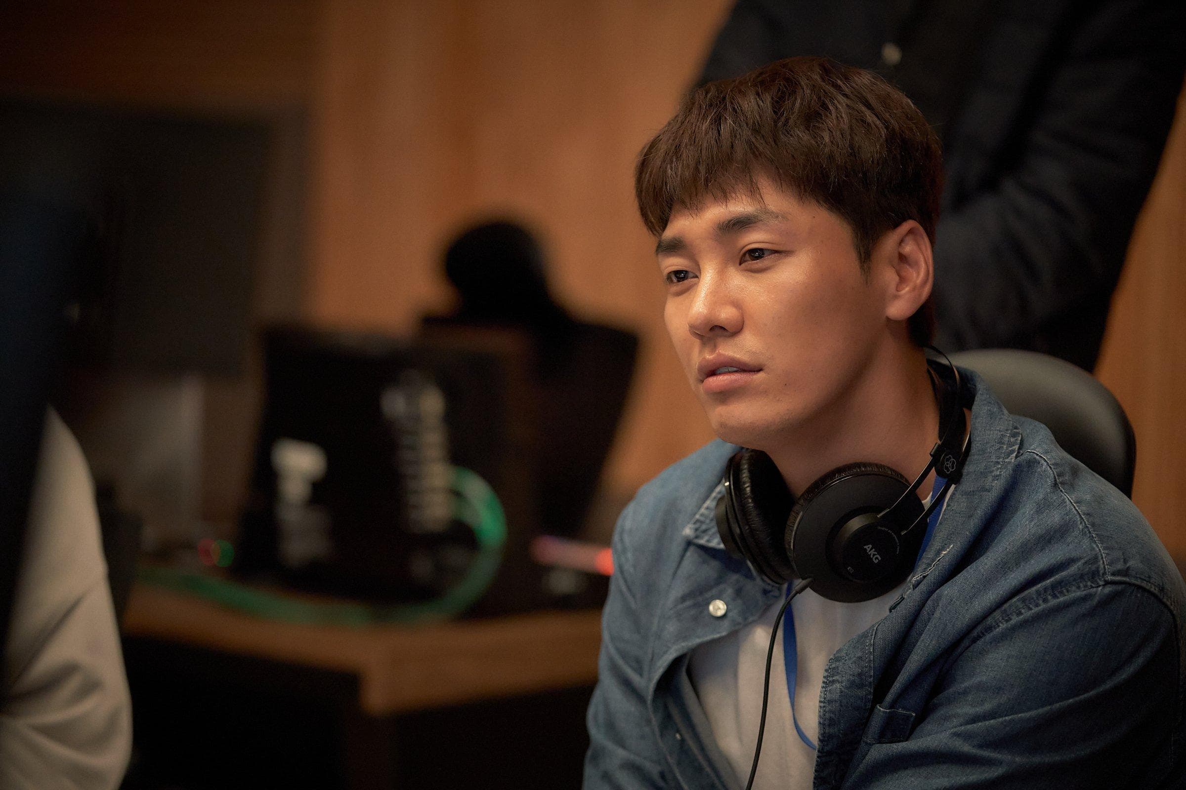 Surprisingly good ensemble romcom