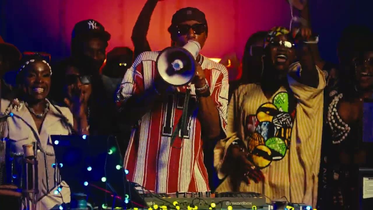 L'Oiseau Rare - JE M'APPELLE ( Official Video )