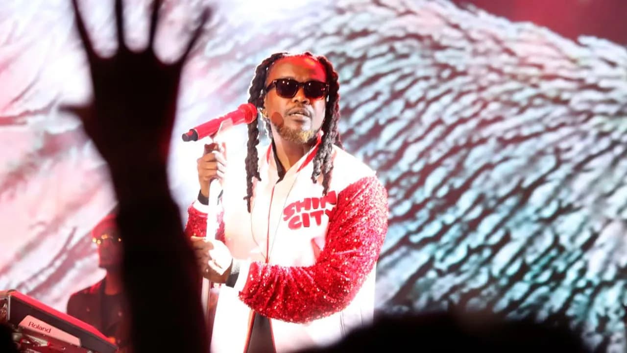 KENYAN MIX THE BEST OF NYASHINSKI ,HAPO TU,MARATHON RUNNER,MUNGU PEKEE, MALAIKA  VDJ CRAVING