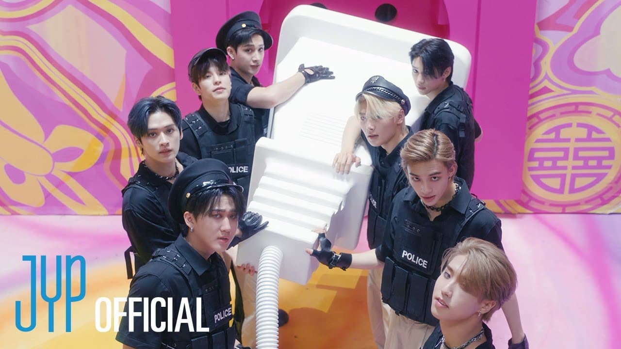 Stray Kids "CASE 143" M/V