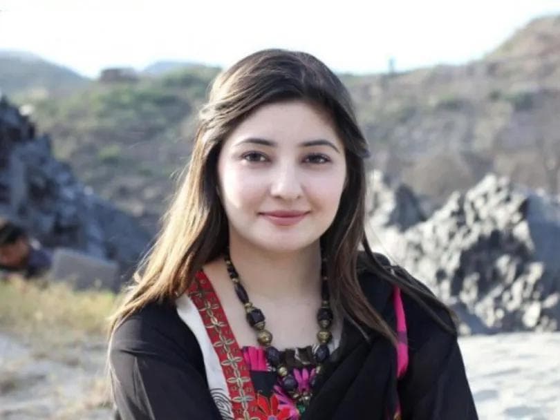 Gul Panra
