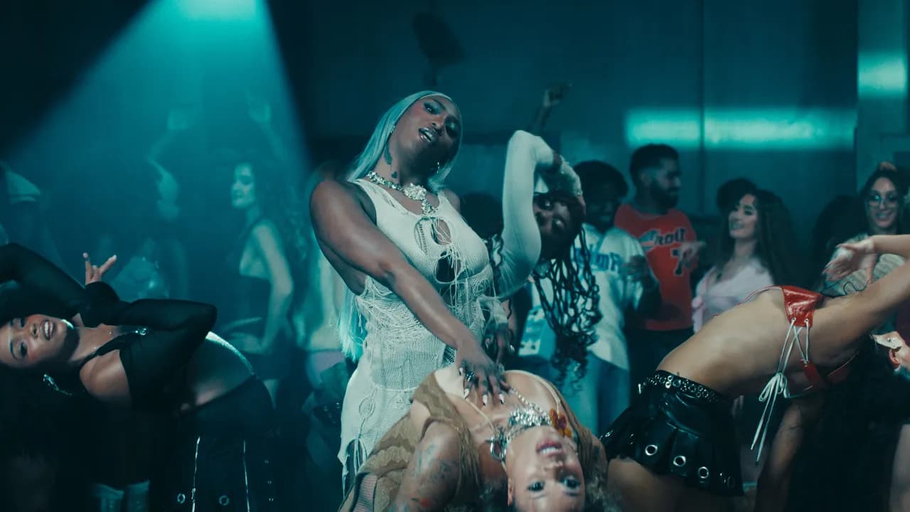 Aya Nakamura - No Stress (Clip officiel)