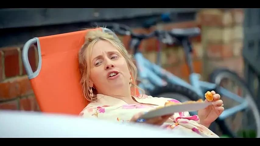 Trailer—Hullraisers