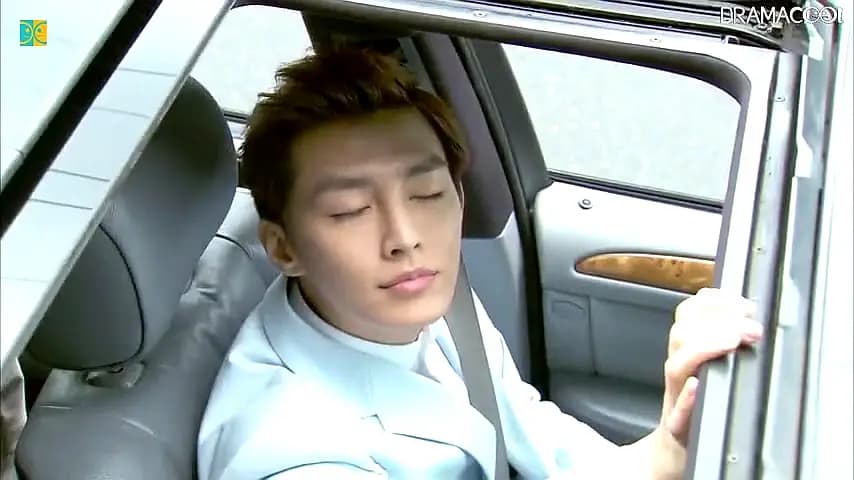 Trailer—Fall in Love with Me